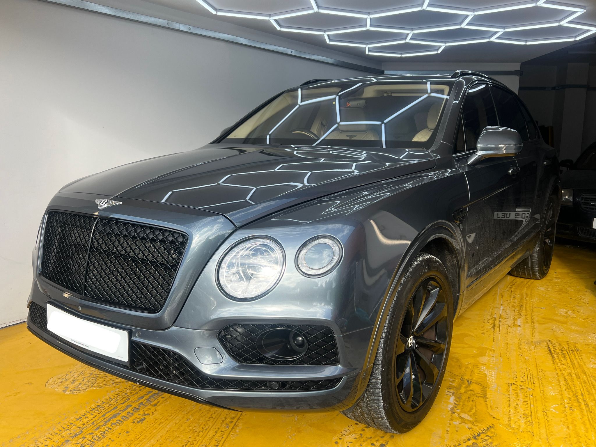 Why Choose Bentley Bodyshop Manchester